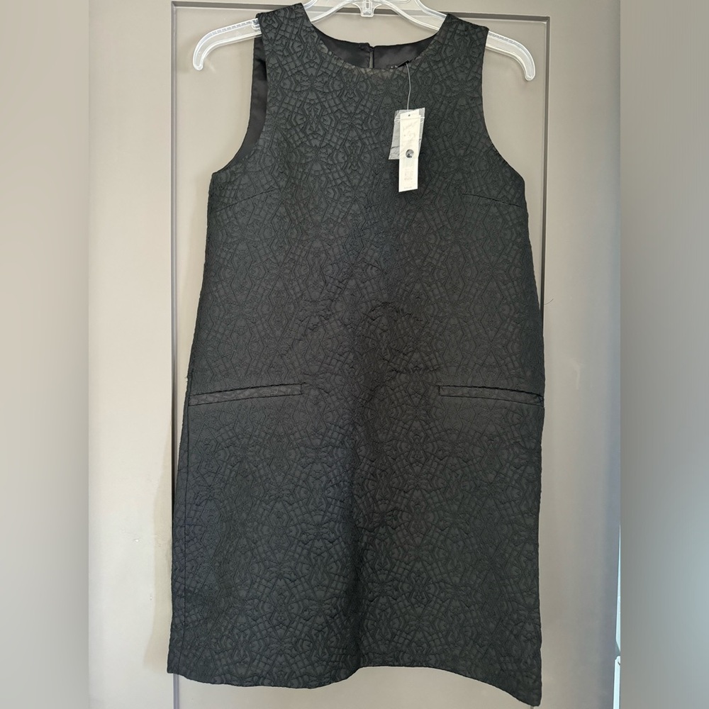 NWT $315 Theory black sleeveless dress Sz 2 two pockets